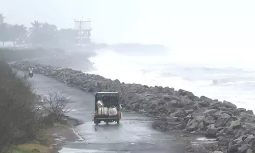 michoung, cyclone, danger, meteorological experts, andhra pradesh