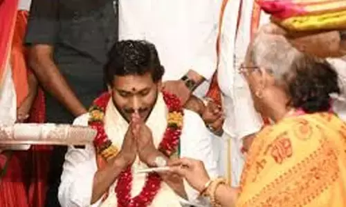 ys jagan, indrakiladri, development activities, vijayawada