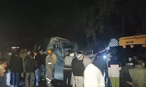 road accident, high way, eight people died, Bareilly