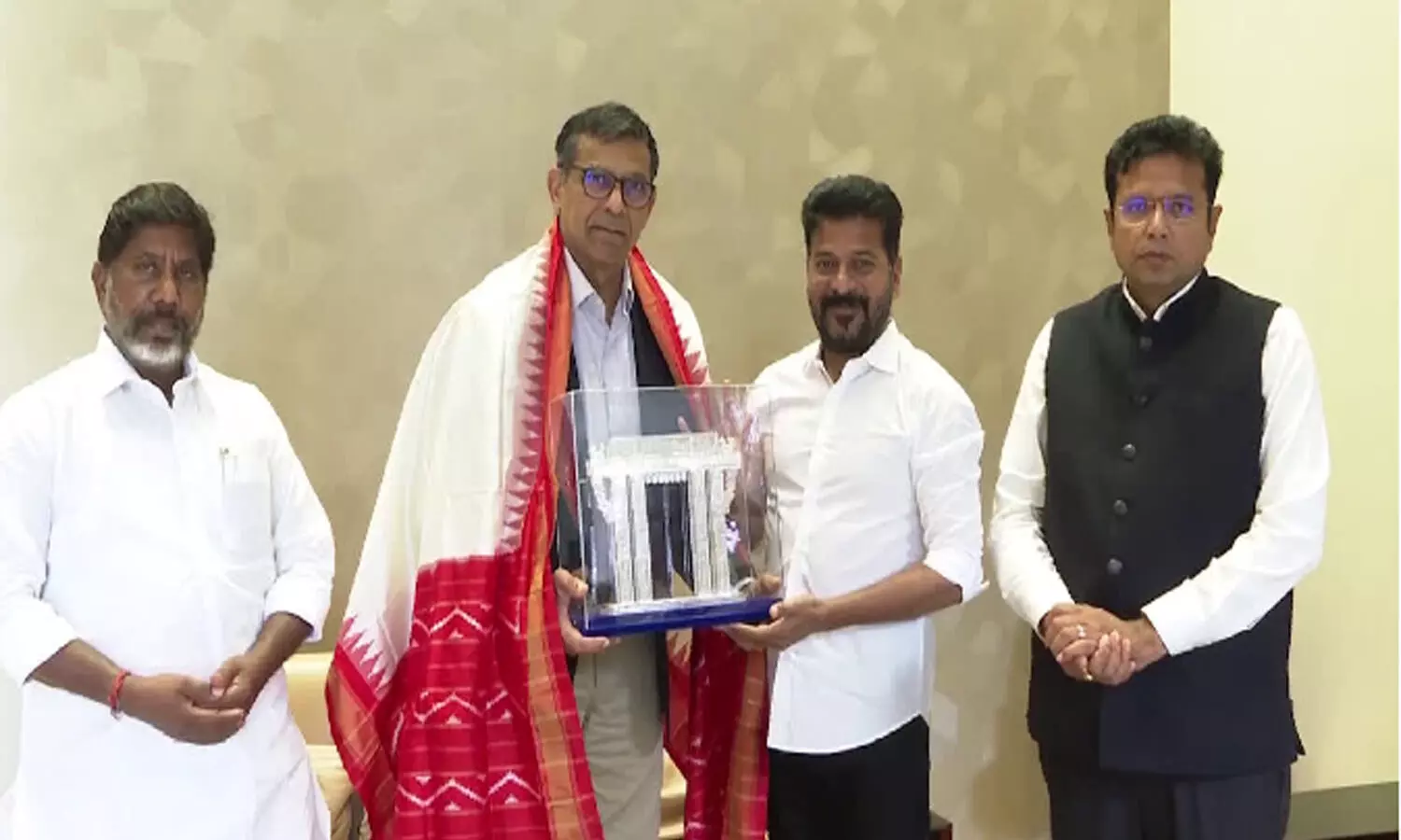 raghuramarajan, former reserve bank governor,  revanth reddy,  chief minister, telangana news, political news