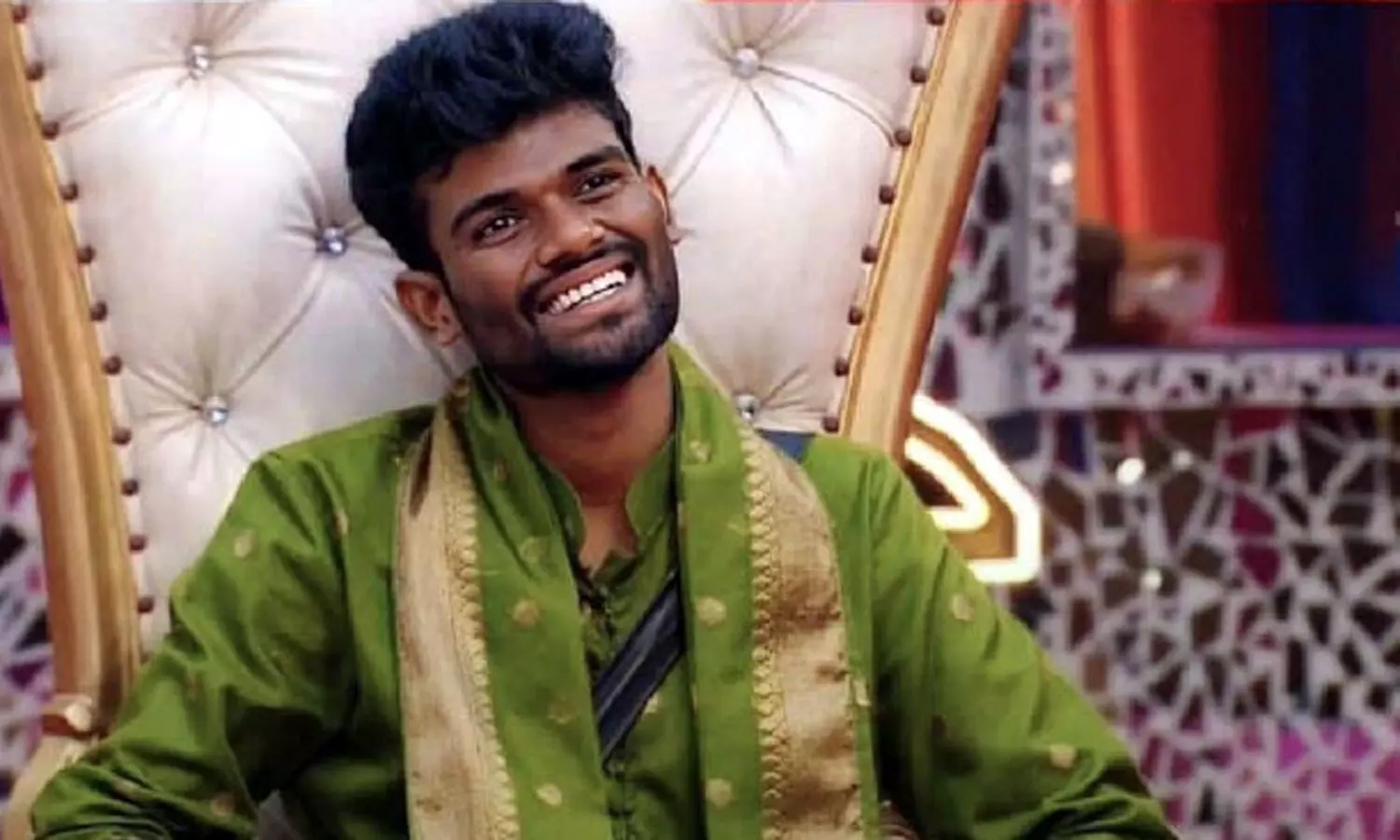 pallavi prashanth, police, three people, arrest,  three more people in the case registered against pallavi prashanth, movie news,  pallavi prashanth news