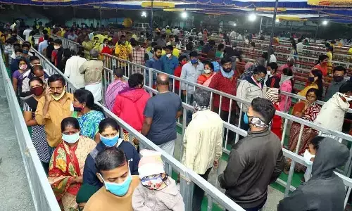 vaikuntha dwara darshan, devotees, crowd, tirumala, andhra news, andhra pradesh