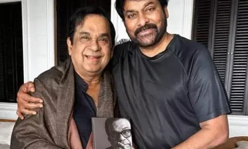 chiranjeevi, brahmanandam, Brahmanandam writes his auto biography,  nenu brahmanandam