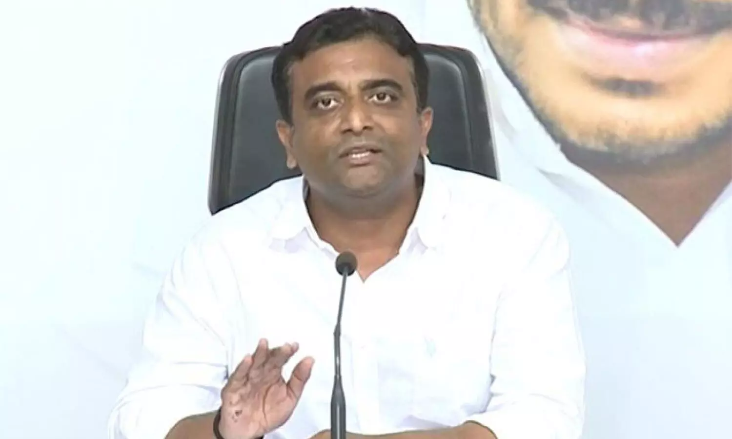 kasu mahesh reddy, mla, ycp, house arrest