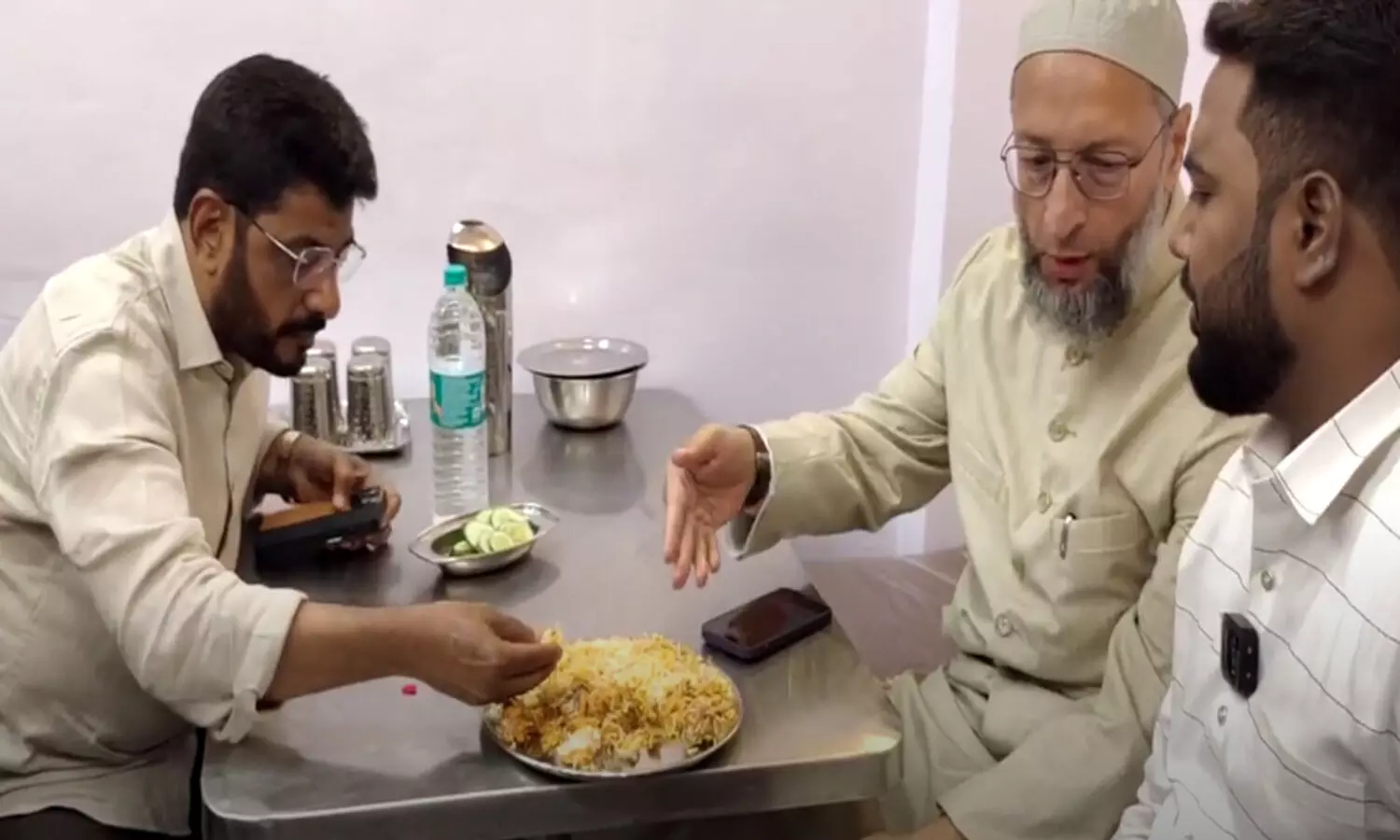Asaduddin : అసద్ భాయ్‌కి ఆకలేసింది.. బిర్యానీ ఒకే ప్లేట్‌లో