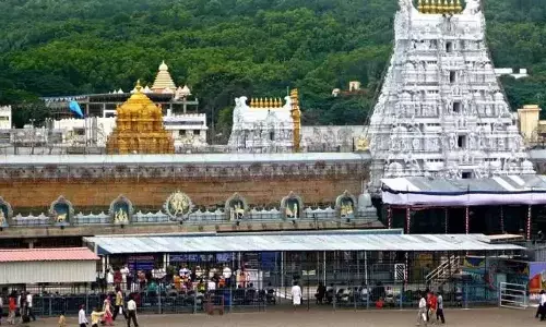 rush, devotees, wednesday, tirumala