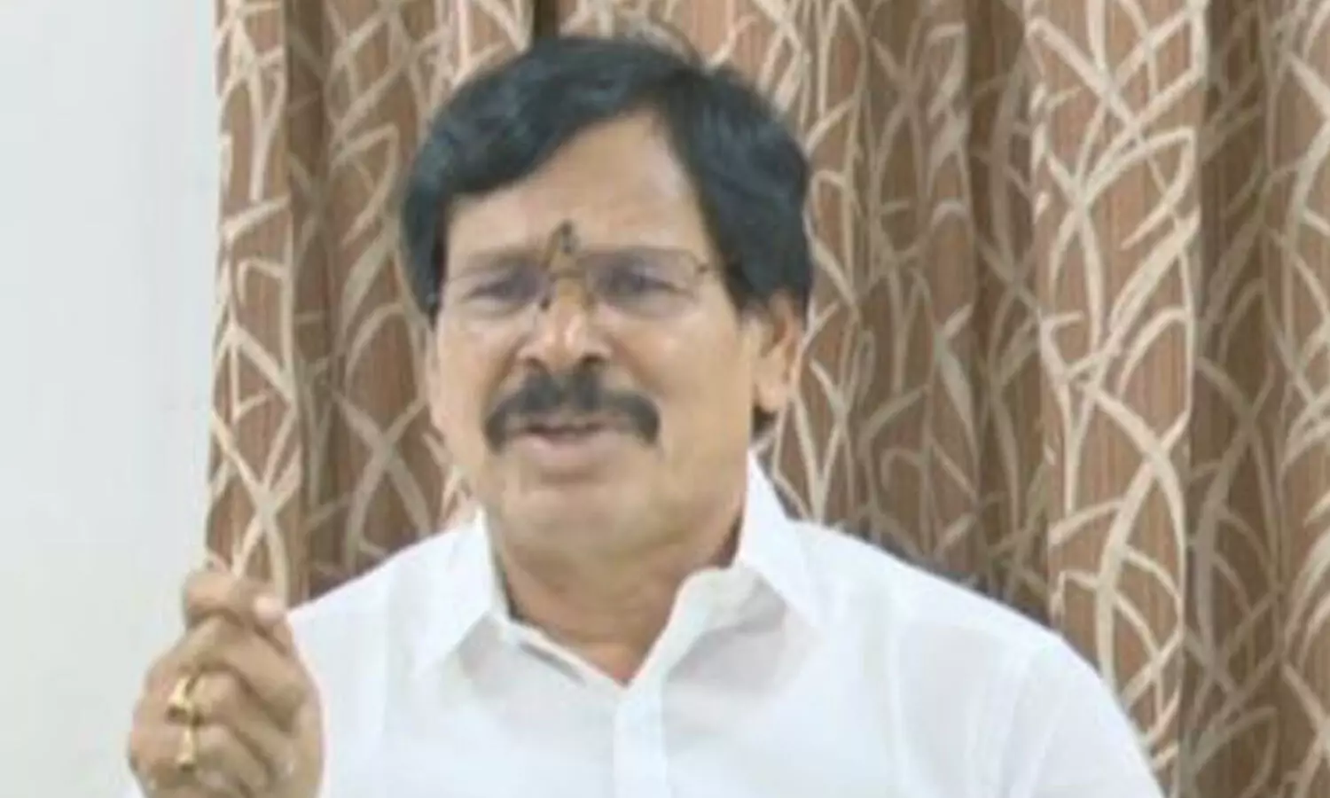 Breaking: నాకు టిక్కెట్ ఇవ్వనన్నారు.. ఇండిపెండెంట్‌గానైనా పోటీ చేస్తా