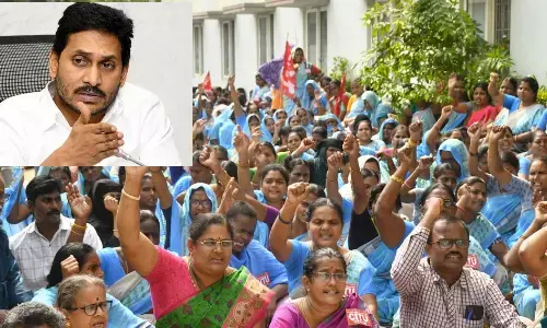 అంగన్ వాడీలపై ఎస్మా ప్రయోగించిన ఏపీ ప్రభుత్వం