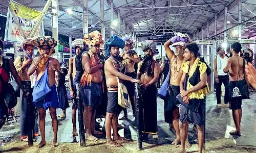 Sabarimala : శబరిమలలో పెరిగిన రద్దీ.. దర్శనానికి ఎంత సమయం అంటే?