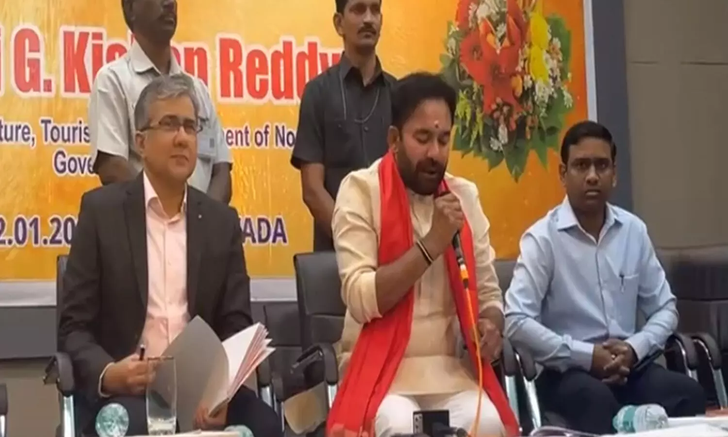 ఏపీ నుంచి మూడు రైళ్లు ప్రారంభం ఏపీ నుంచి మూడు రైళ్లు ప్రారంభం