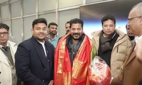 Revanth Reddy : దావోస్ లో రేవంత్ దూకుడు