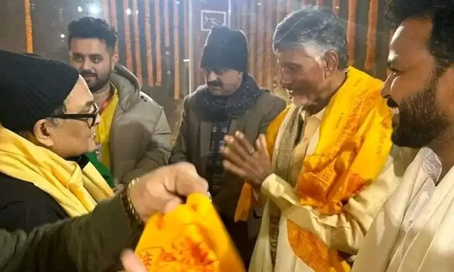 Chandrababu : అయోధ్యలో చంద్రబాబు, పవన్ కల్యాణ్