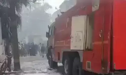 Delhi : ఢిల్లీలో ఘోర అగ్నిప్రమాదం.. నలుగురు సజీవ దహనం