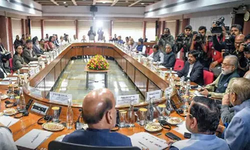 Budget : నేడు అఖిలపక్ష సమావేశం