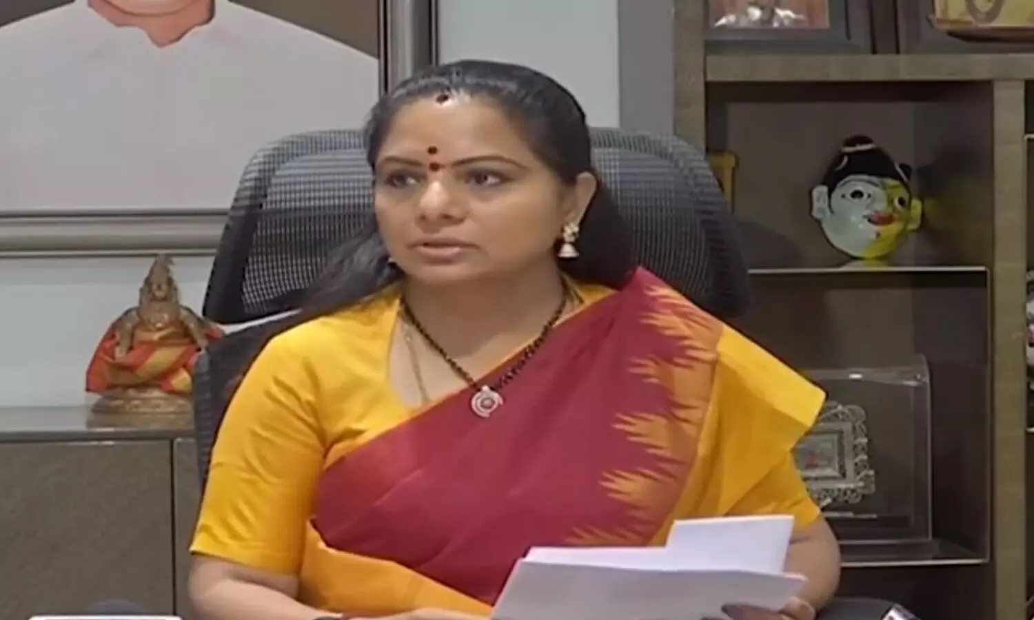 Kalvakuntla Kavitha : కల్వకుంట్ల కవిత సీబీఐ విచారణకు హాజరవుతారా?