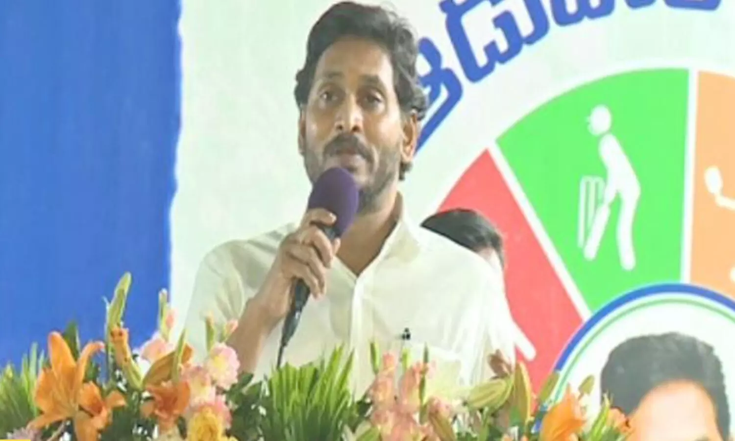 Ys Jagan : ఆడుదాం ఆంధ్ర అసలు ఉద్దేశ్యమదే