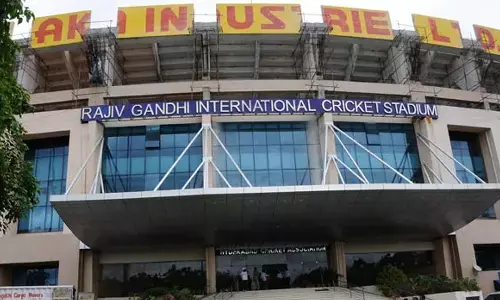 Breaking : హైదరాబాద్ మహిళ క్రికెట్ హెడ్ కోచ్ పై వేటు.. మద్యం తాగి మహిళ క్రికెటర్లను