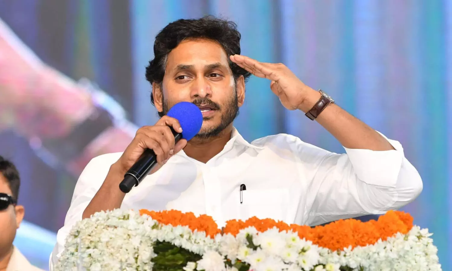 Ys Jagan : చంద్రాబాబు భార్యే కుప్పం వెళ్లి బాబుకు బై బై అంటున్నారు Ys Jagan : చంద్రాబాబు భార్యే కుప్పం వెళ్లి బాబుకు బై బై అంటున్నారు