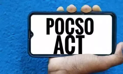 బాధిత బాలిక వివరాలు బయటకు.. పోక్సో యాక్ట్‌ కింద కేసు