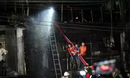 bangladesh, Fire, Fireaccident, Dhaka, CommercialComplex