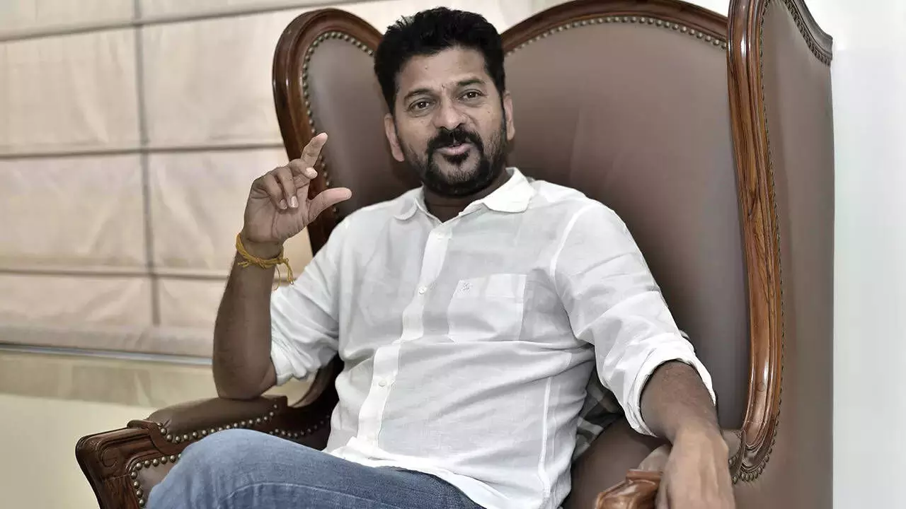 Revanth Reddy : నేడు ఎమ్మెల్యే ఇంటికి రేవంత్ రెడ్డి