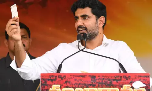 తాడేపల్లి చెతబుట్టలన్నింటిలో పగిలిపోయిన టీవీలు: నారా లోకేష్