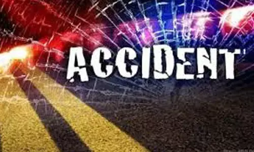 road accident, truck, three pepole died, delhi