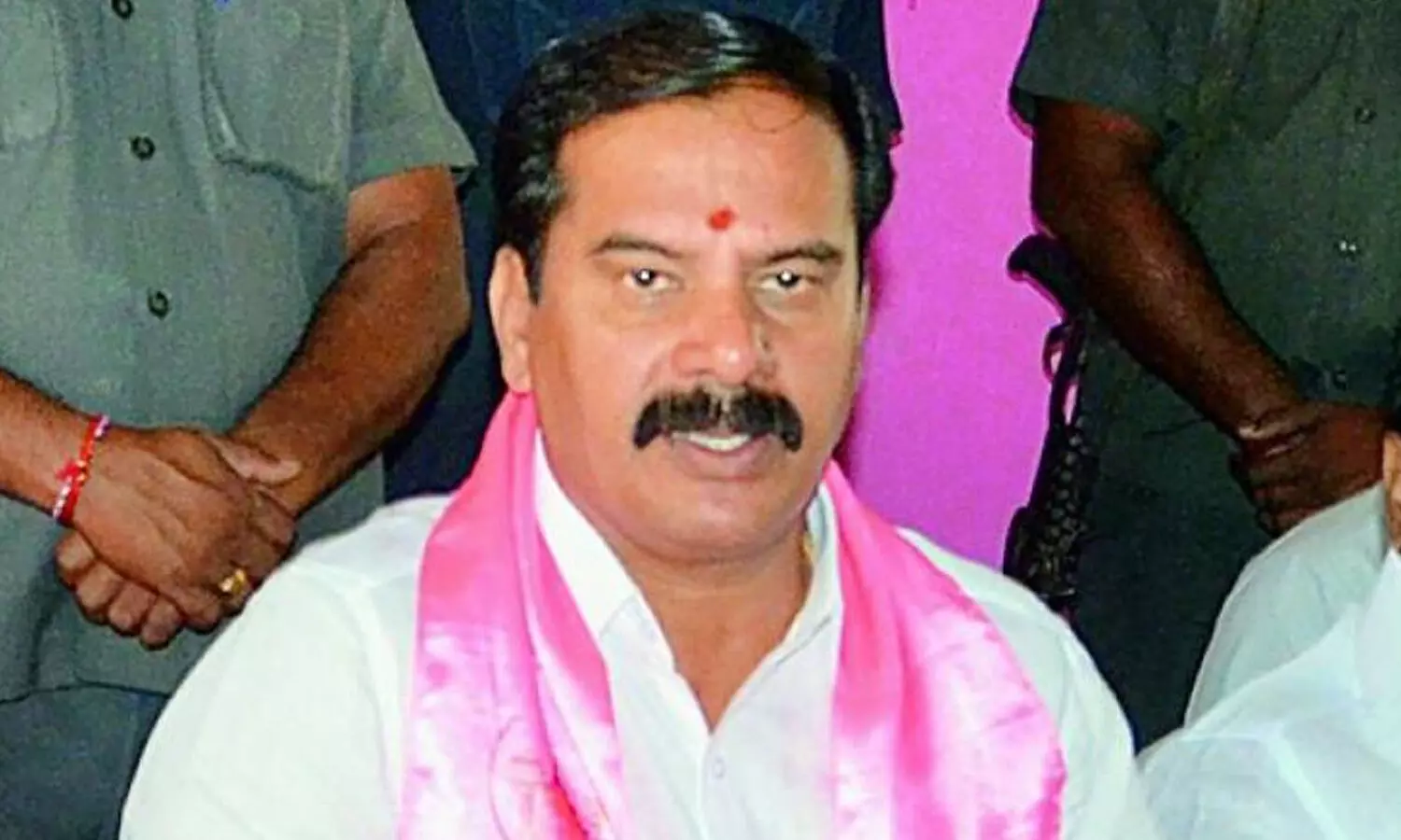 BRS : కడియం మోసగాడు.... నమ్మక ద్రోహి