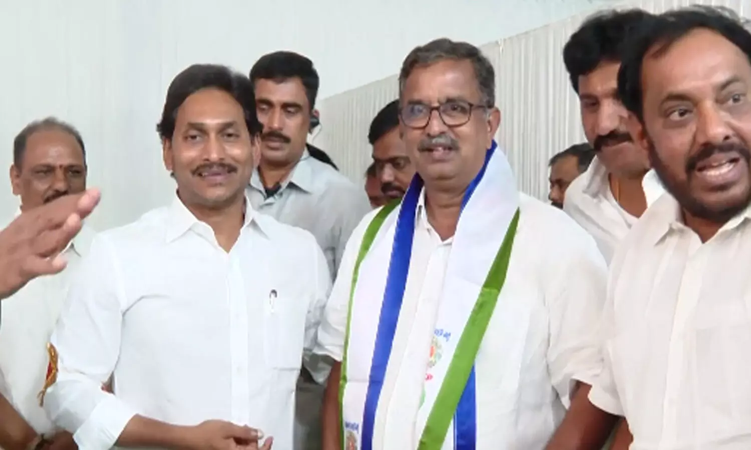 వైసీపీలో చేరిన టీడీపీ కీలక నేత