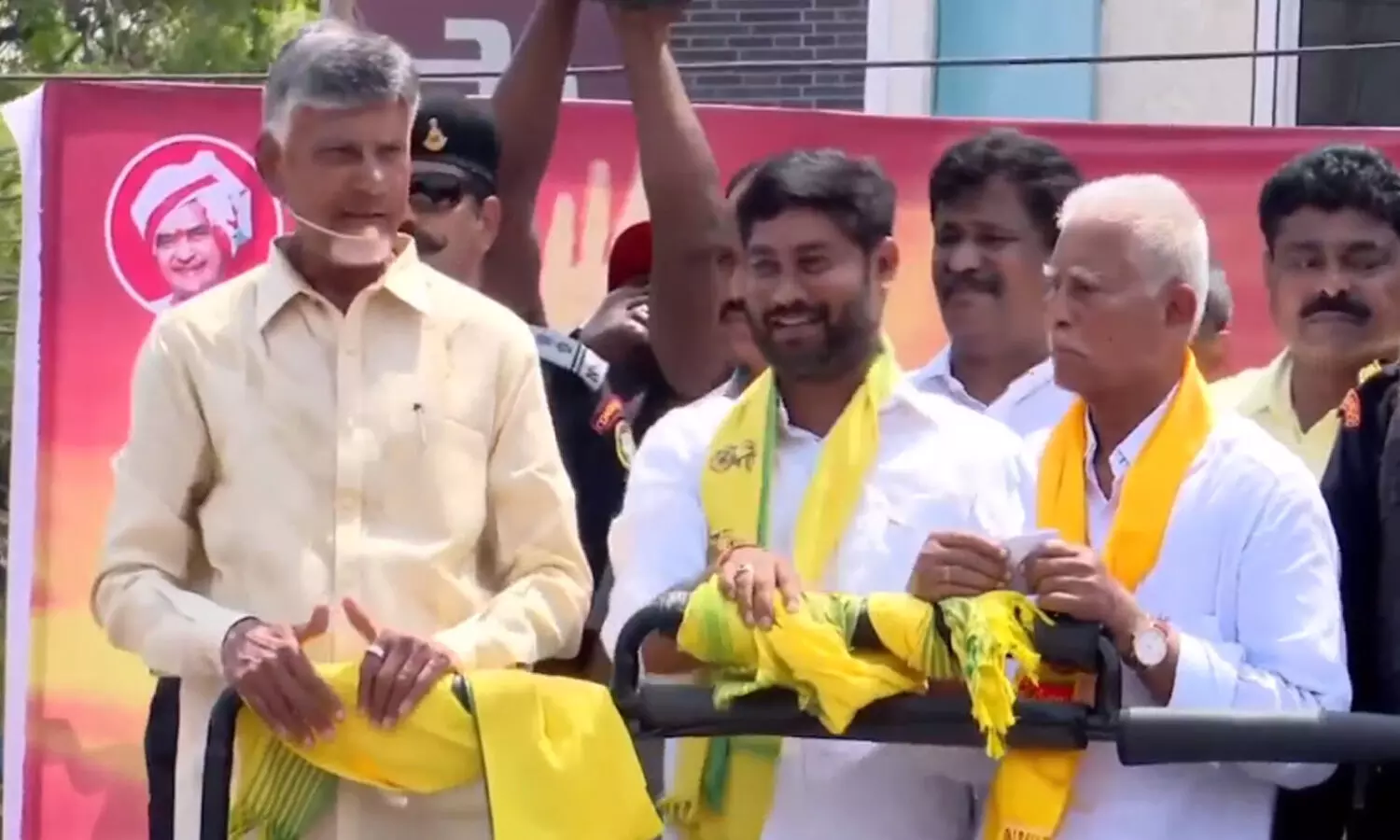Chandrababu : జగన్ మాయ మాటలు నమ్మకండి.. నమ్మించి మోసం చేస్తాడు