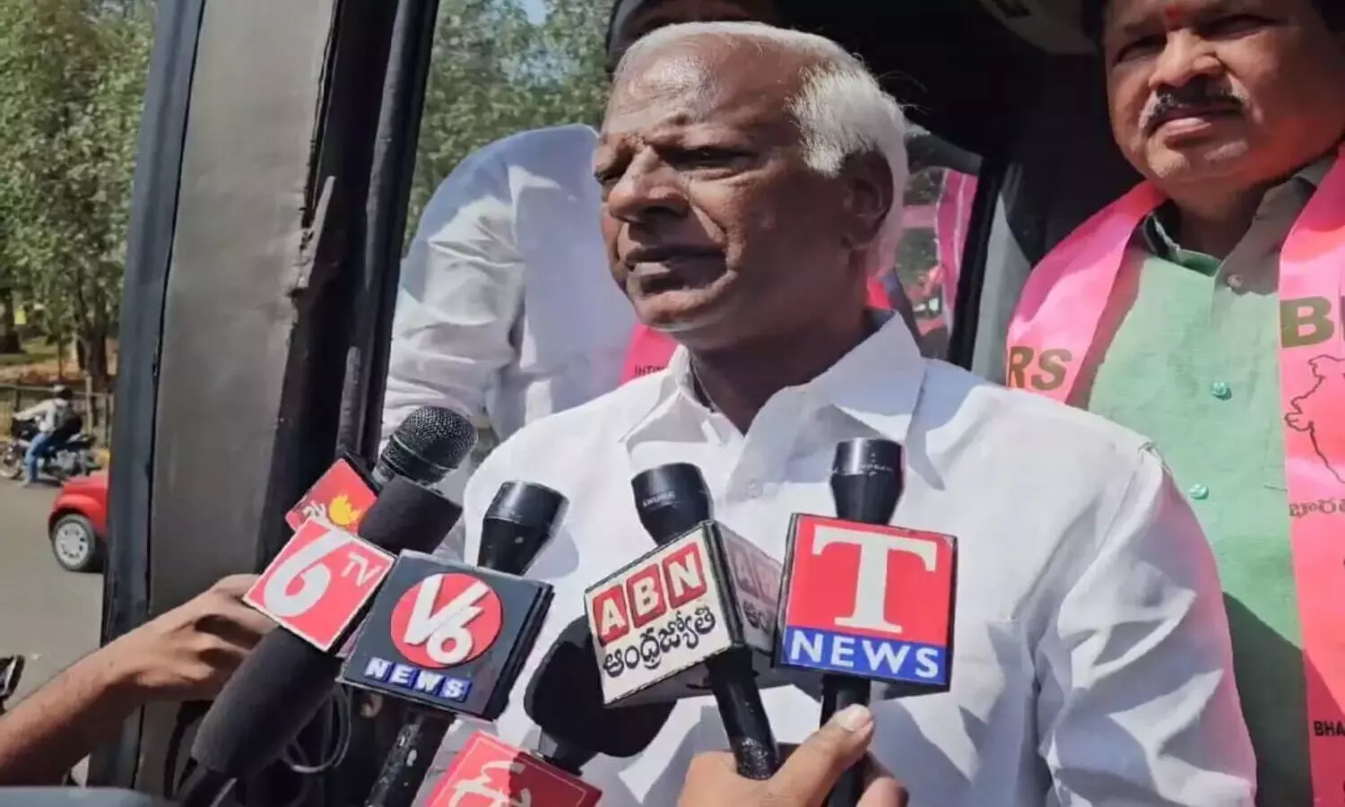 బీఆర్ఎస్ భ్రష్టుపట్టడానికి పల్లాయే కారణం : కడియం శ్రీహరి