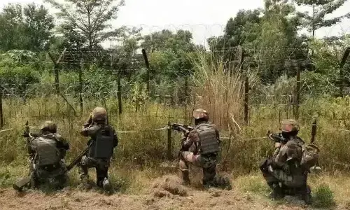 బీజాపూర్ లో ఎన్ కౌంటర్ .. నలుగురు మావోల మృతి