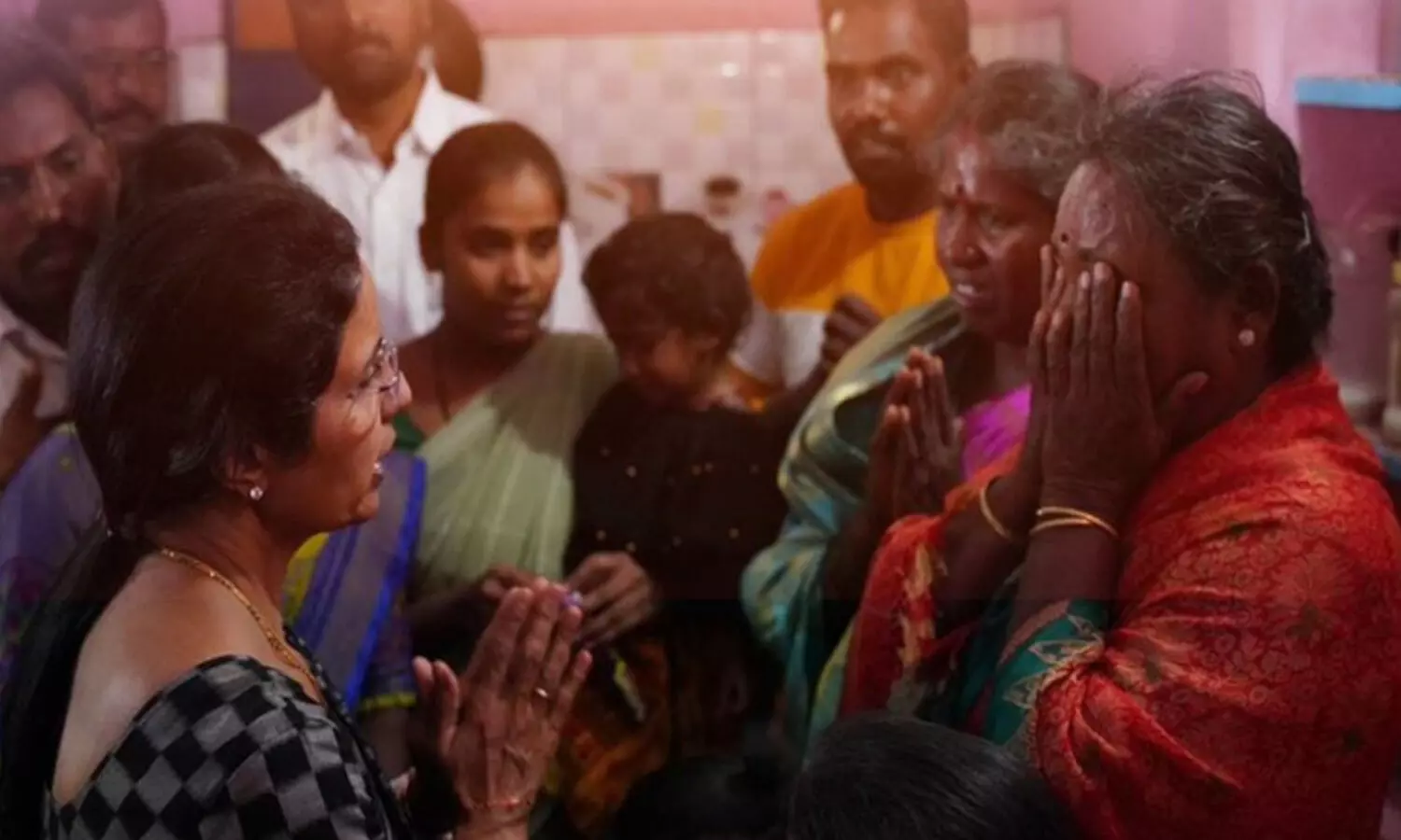 కడప, నంద్యాల జిల్లాలో నారా భువనేశ్వరి పర్యటన