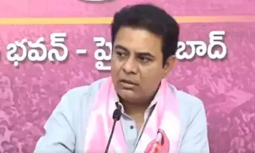 congress workers, protest, KTR, womens commission