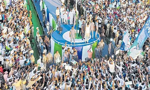 Ys Jagan : నేడు మళ్లీ జగన్ బస్సు యాత్ర.. గుడివాడలో బహిరంగ సభ