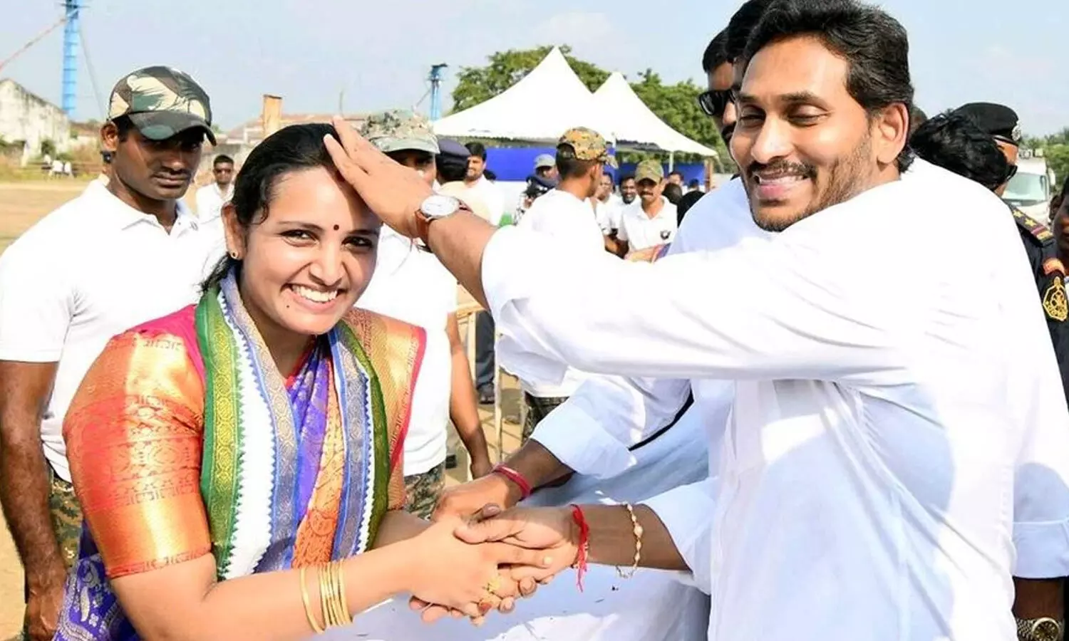 Ys Jagan : 12వ రోజు జగన్ బస్సు యాత్ర ఇలా
