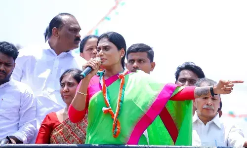 Ys Sharmila : నేడు ఉత్తరాంధ్రకు వైఎస్ షర్మిల