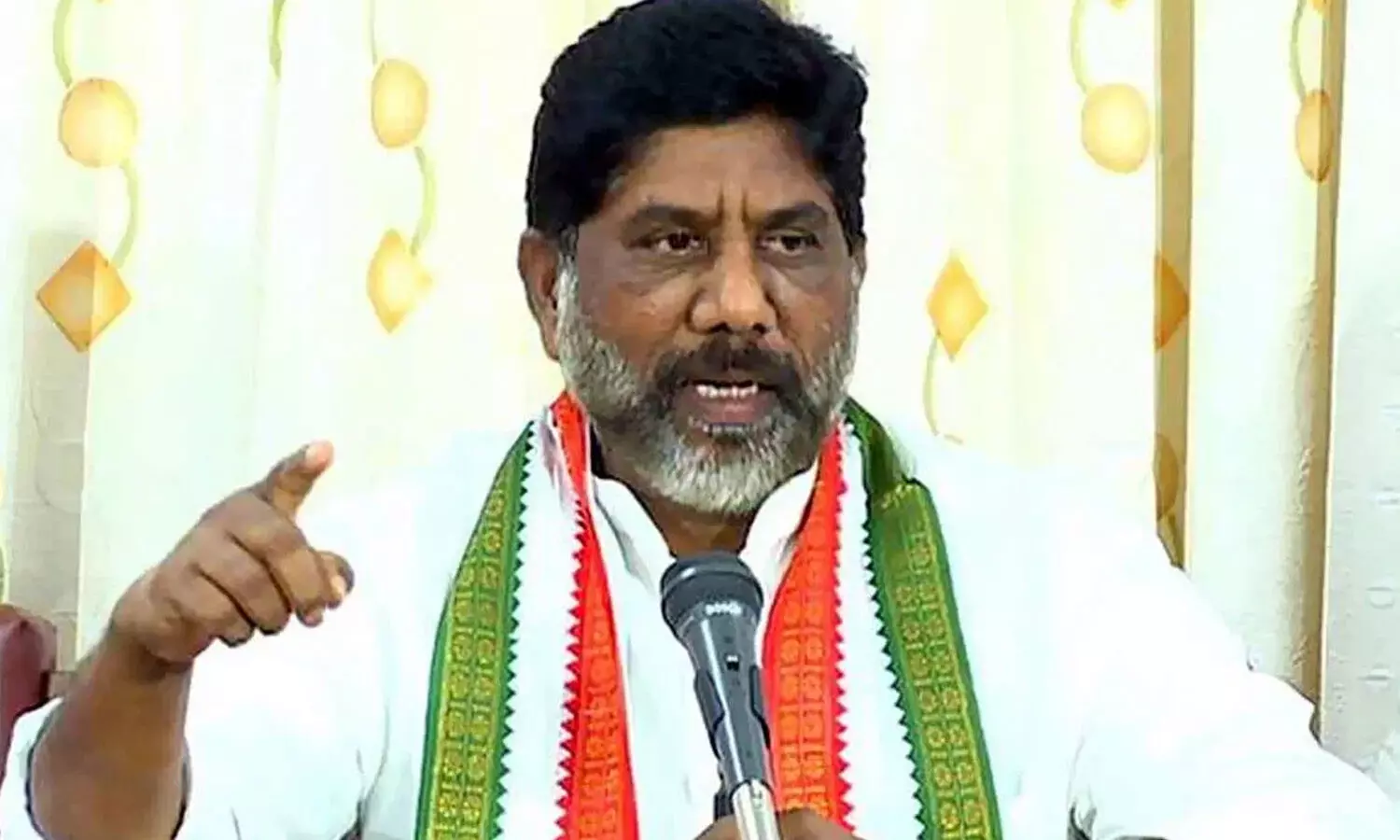 జగన్ పై దాడి అప్రజాస్వామికం : భట్టి విక్రమార్క