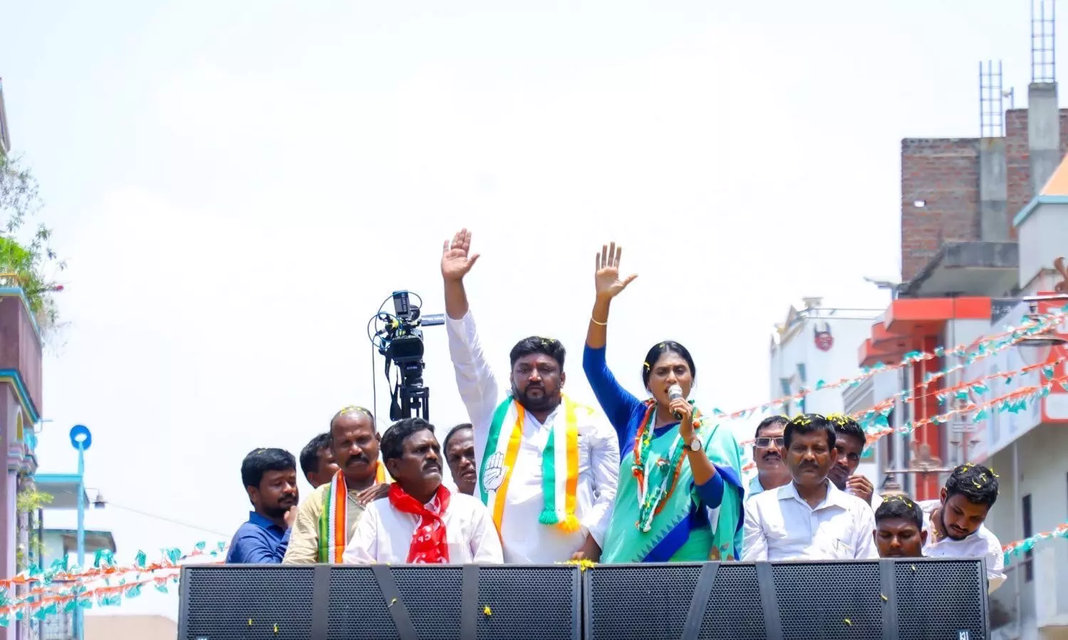 Ys Sharmila : ఉప ముఖ్యమంత్రి పై షర్మిల సెటైర్లు.. ఈయన లిక్కర్ బాటిల్ మంత్రి అటగా