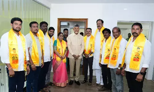 TDP : విశాఖ వైసీపీకి షాక్.. టీడీపీలో చేరిన కీలక నేతలు