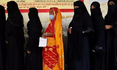 Polling : ప్రశాంతంగా ముగిసిన తొలి దశ పోలింగ్