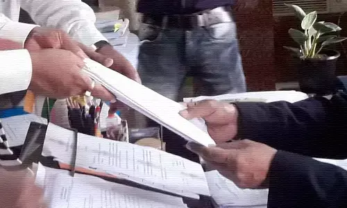 నేడు నామినేషన్ల ఉపసంహరణకు చివరి తేదీ.. రెబల్స్ బెడదతో