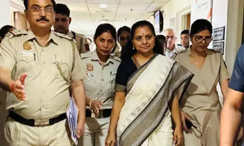 kalvakuntla kavitha, mlc, bail, supreme court