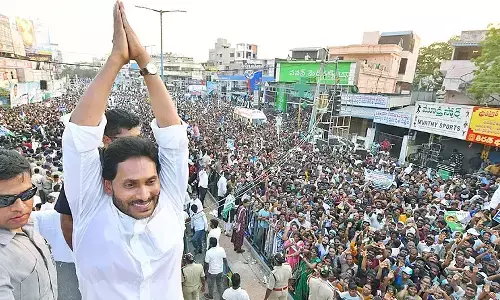 Ys Jagan : మంగళగిరిలో లాస్ట్ పంచ్ వేసేందుకు జగన్