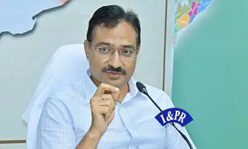 రీ పోలింగ్ అవసరం లేదు : ముఖేష్ కుమార్ మీనా