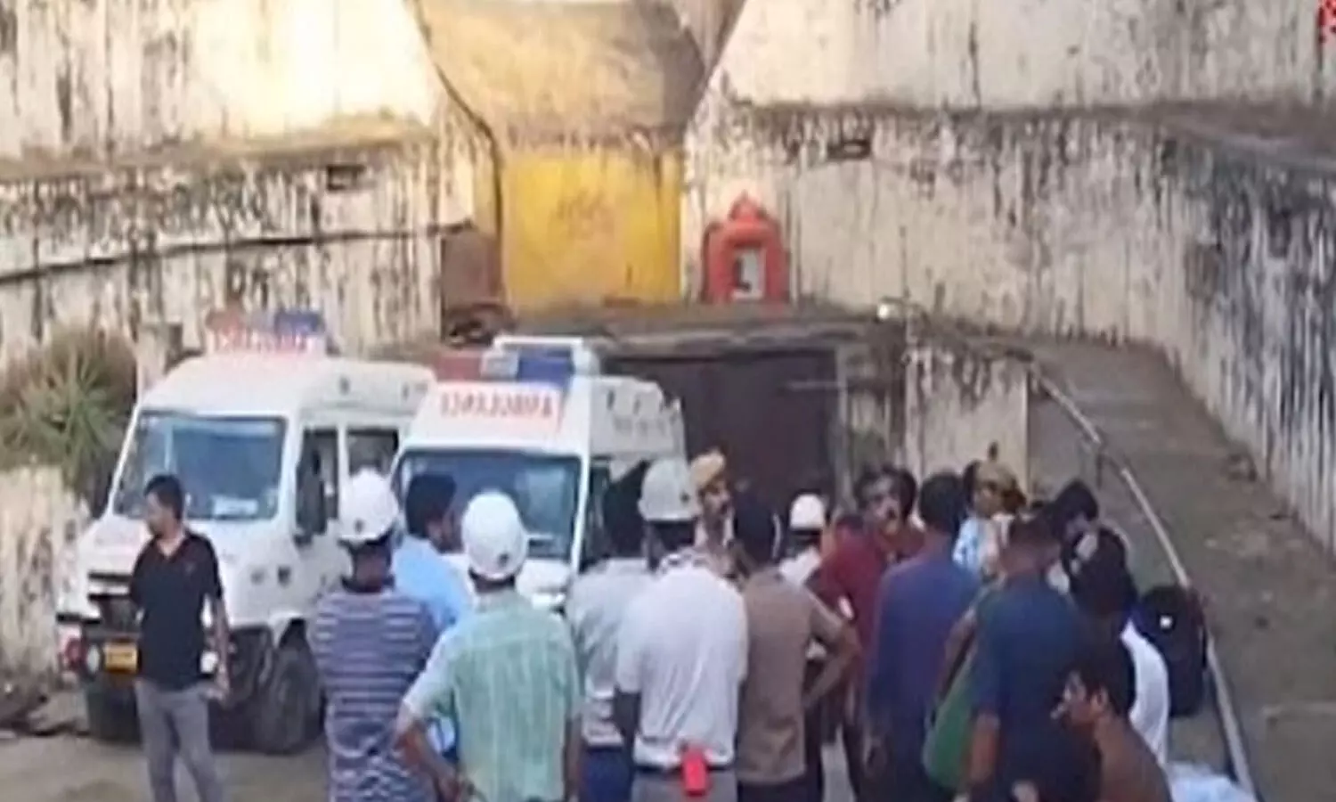 accident, lift  collapsed,  fourteen people rajasthan