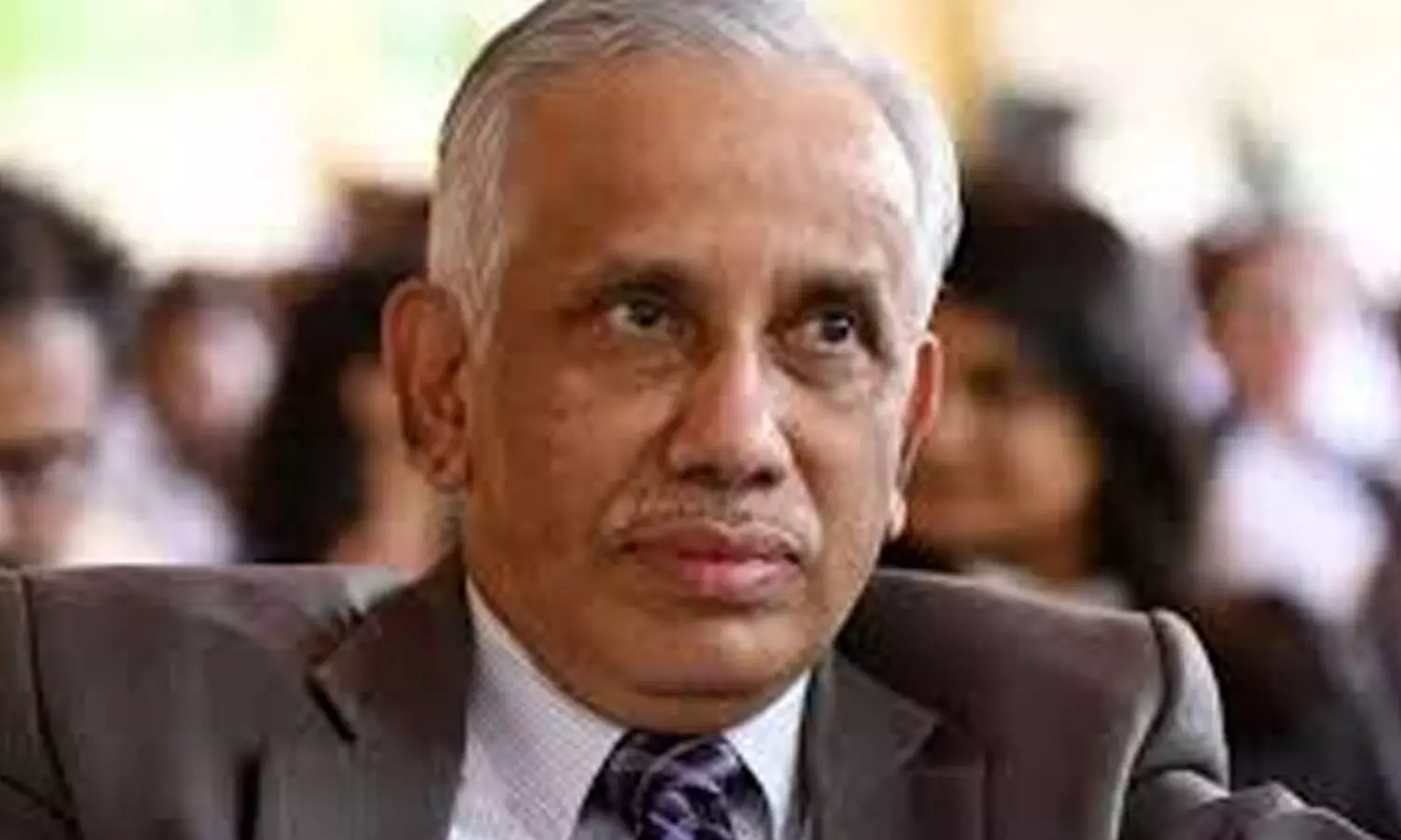 YSRCP : నేడు గవర్నర్ వద్దకు వైసీపీ నేతలు