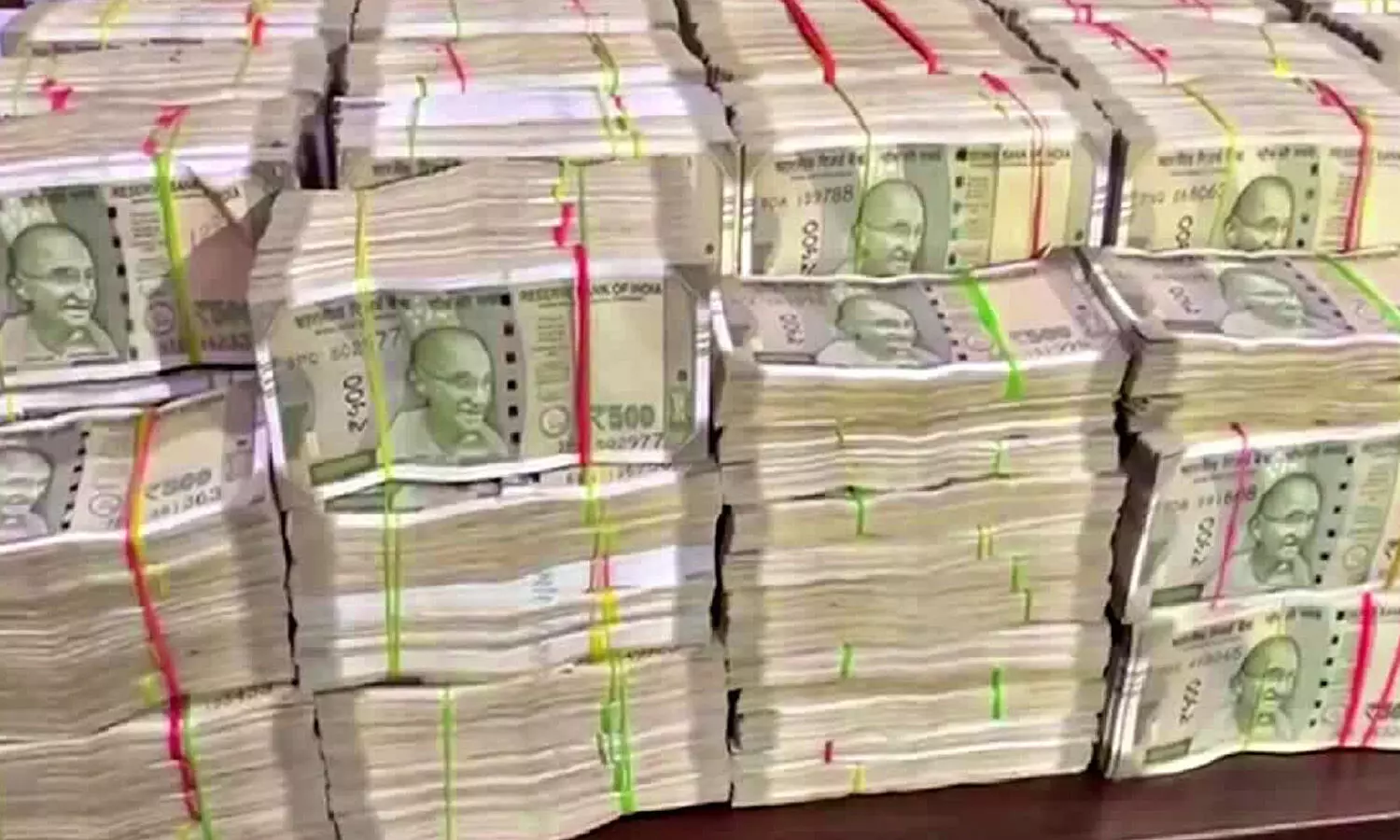 India : దేశ వ్యాప్తంగా ఎన్నికల్లో పట్టుకున్న సొమ్ము ఎంతో తెలుసా? India : దేశ వ్యాప్తంగా ఎన్నికల్లో పట్టుకున్న సొమ్ము ఎంతో తెలుసా?