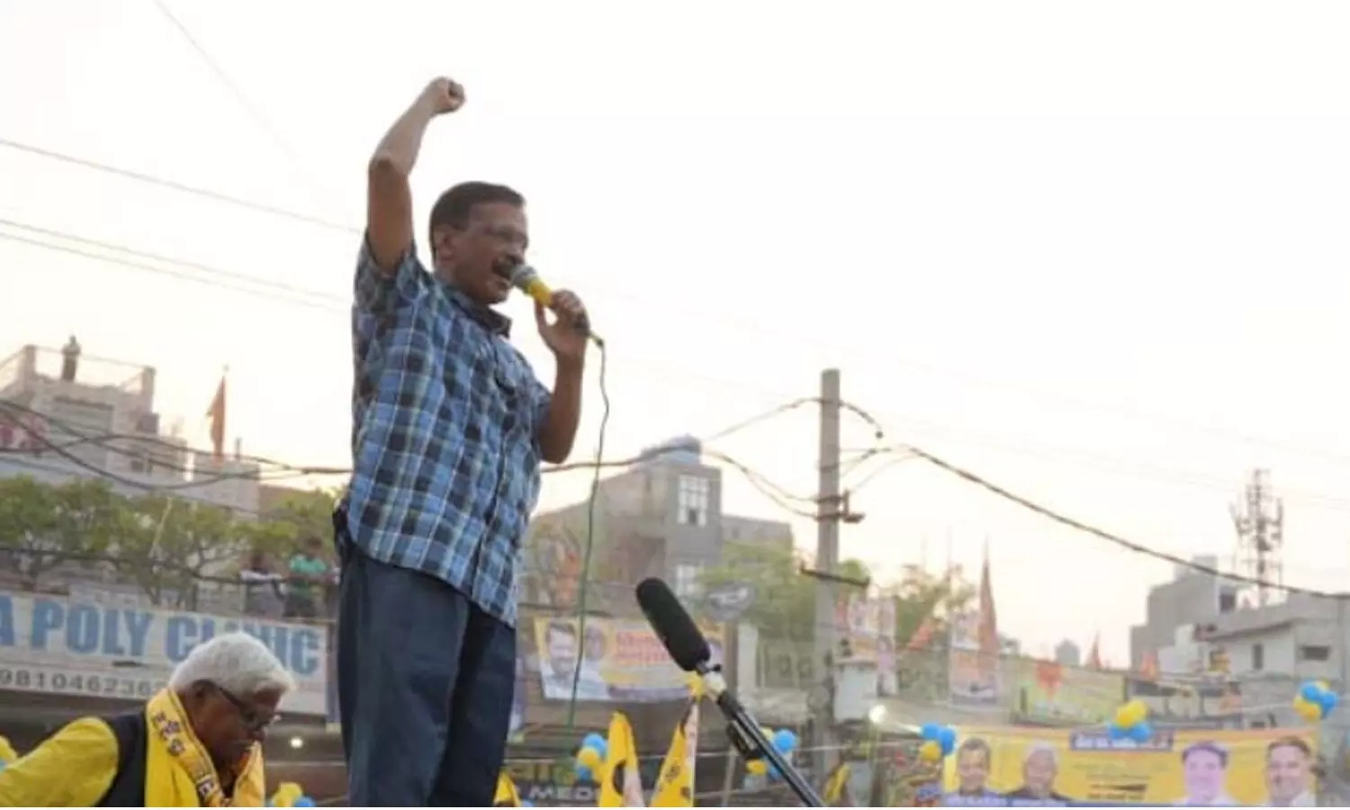 Delhi  : ఢిల్లీలో ఉద్రిక్తత.. బీజేపీ పార్టీ ముట్టడికి బయలుదేరిన ఆమ్ ఆద్మీపార్టీ