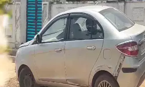 Kothagudem car incident, child dies in the locked car